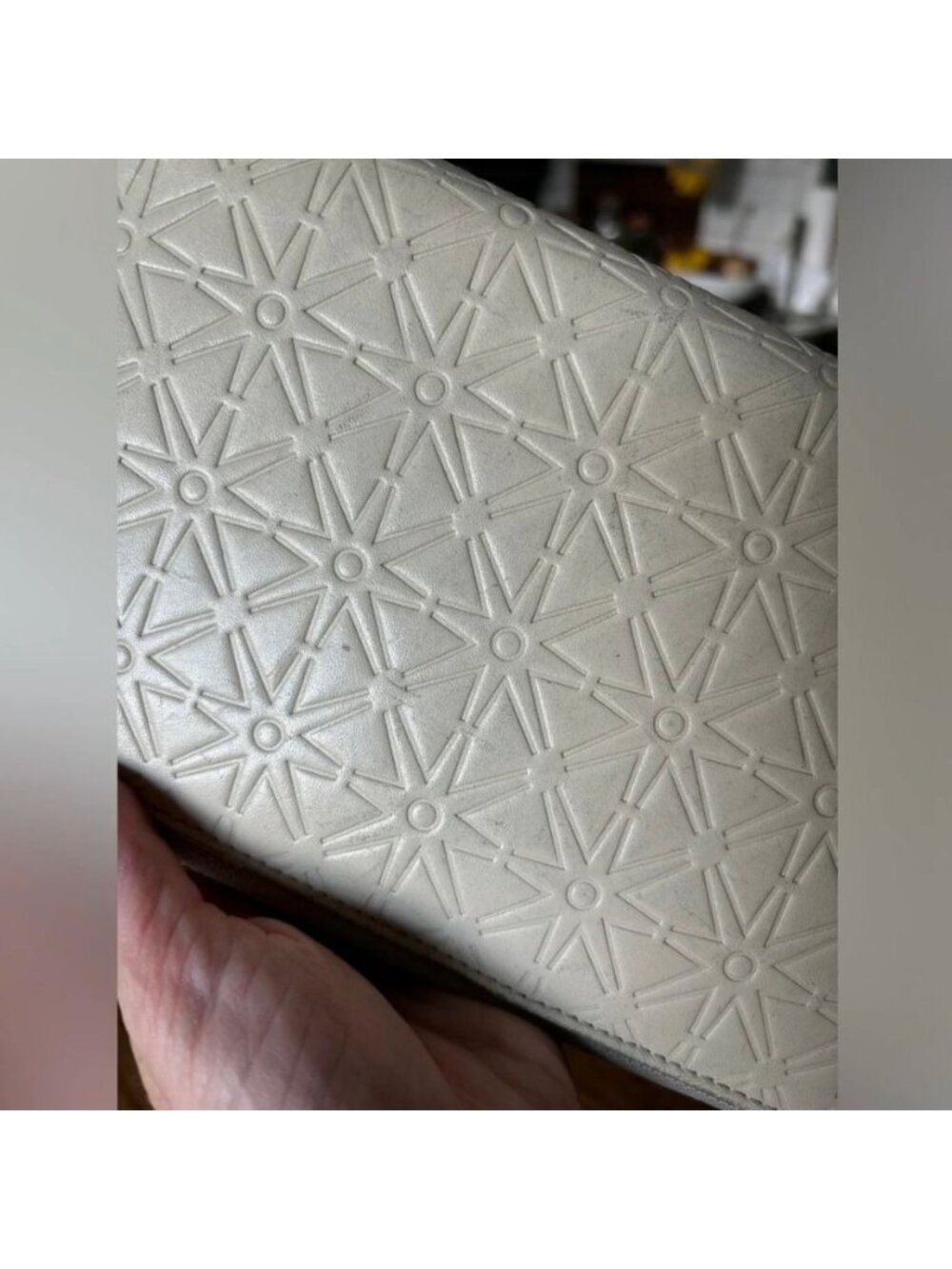 Comme des Garçons Star Embossed Leather Large Zip Wallet - Picture 4 of 15
